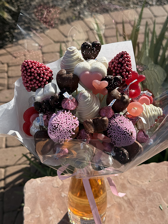Rosé Romance Strawberry Chocolate Bouquet - Image 6